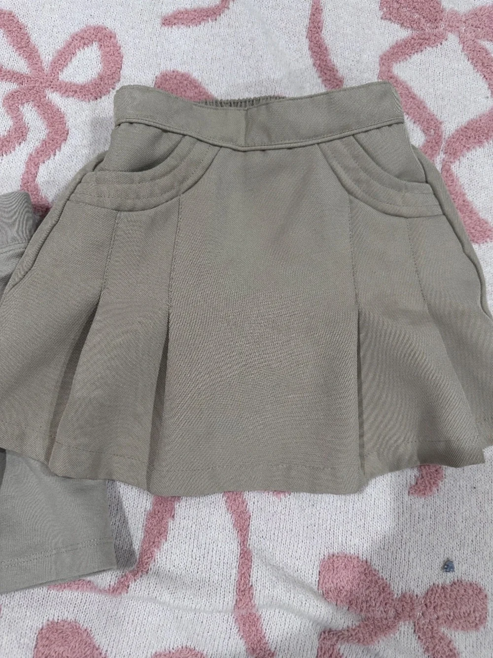Girls Khaki School Uniform Skort Bundle Wonder Nation & Nautica Sizes 5 & 6
